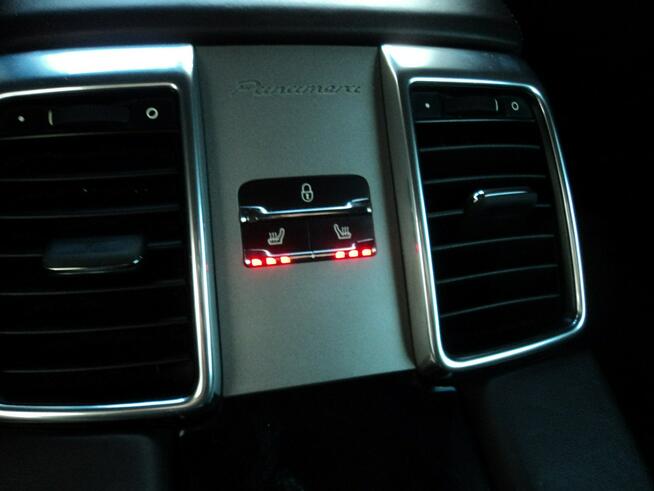 sprzedam Ładnego PORSCHE PANAMERA GTS 4.8B V8 430KM 4x4 koła,PNEUMATYK