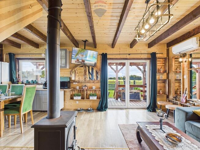 Kompleks sześciu domków letniskowych