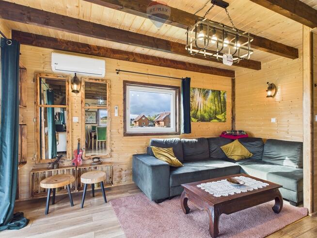 Kompleks sześciu domków letniskowych