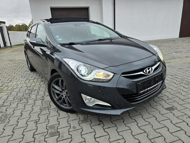 Hyundai i40 2,0Benz. Panorama Dach.Navi,Kam.Cof,Skóry.Ledy.Xenony.Serwis
