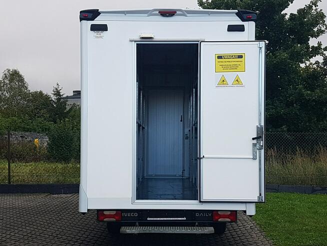 Iveco Daily KONTENER NISKOPODŁOGOWY 4,43x2,23x2,42 SKLEP BAR FOODTRUCK KAMPER AC