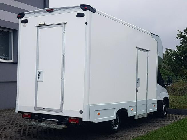 Iveco Daily KONTENER NISKOPODŁOGOWY 4,43x2,23x2,42 SKLEP BAR FOODTRUCK KAMPER AC
