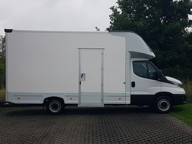 Iveco Daily KONTENER NISKOPODŁOGOWY 4,43x2,23x2,42 SKLEP BAR FOODTRUCK KAMPER AC