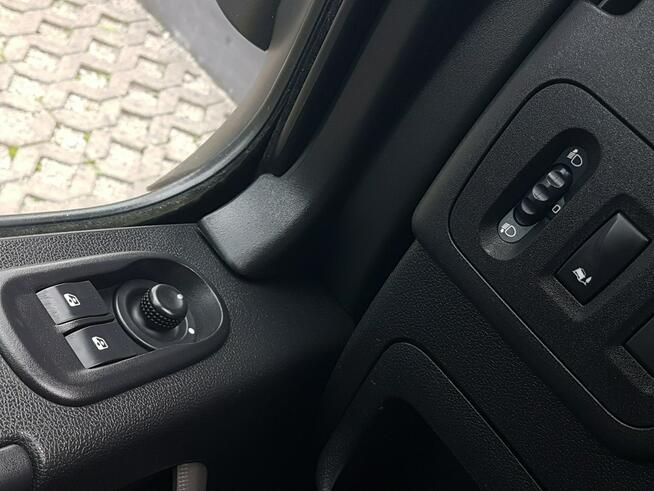 Renault Master KONTENER 8EP 4,21x2,23x2,22 KLIMA MANUAL KRAJOWY 6-BIEGÓW