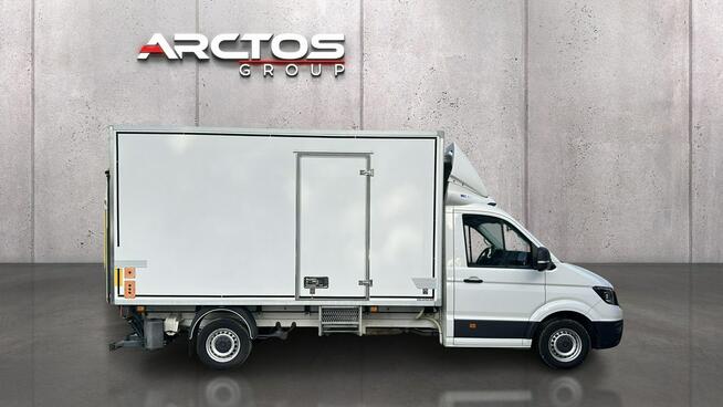 Volkswagen Crafter izoterma z windą (chłodnia)