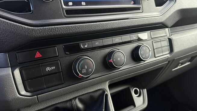 Volkswagen Crafter izoterma z windą (chłodnia)