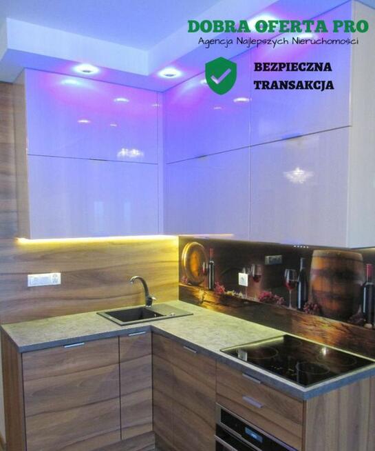 Elgancki Apartmanet w Albatross Towers