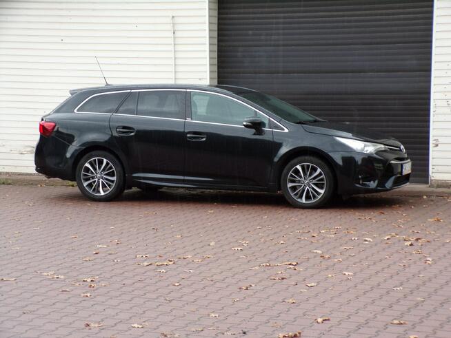Toyota Avensis BI LED /Edition S /Navi /2,0 /143KM /2017