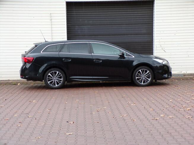 Toyota Avensis BI LED /Edition S /Navi /2,0 /143KM /2017