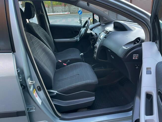 Toyota Yaris 1.3i VVT-i 87KM 2005r. SALON Polska Klima Isofix 5drzwi Polecam