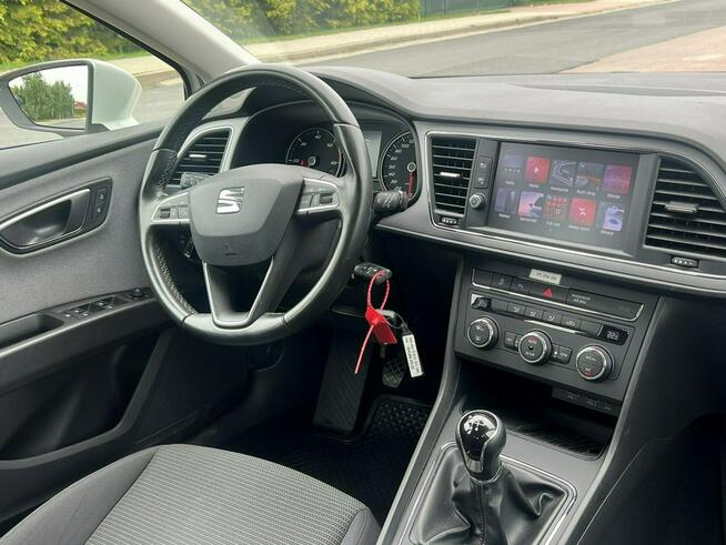 Seat Leon Opłacony Idealny stan Navi LED 1.6 TDI