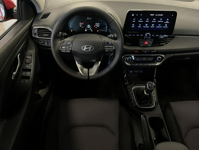 Hyundai i30 1.5 DPI 6MT (96 KM) Pure + Comfort + Winter - dostępny od ręki