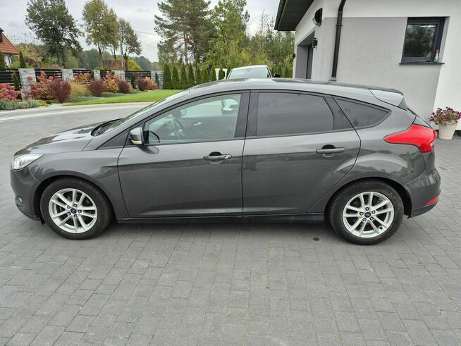 Ford Focus 1.5tdci navi bezwypadkowy alufegi pdc