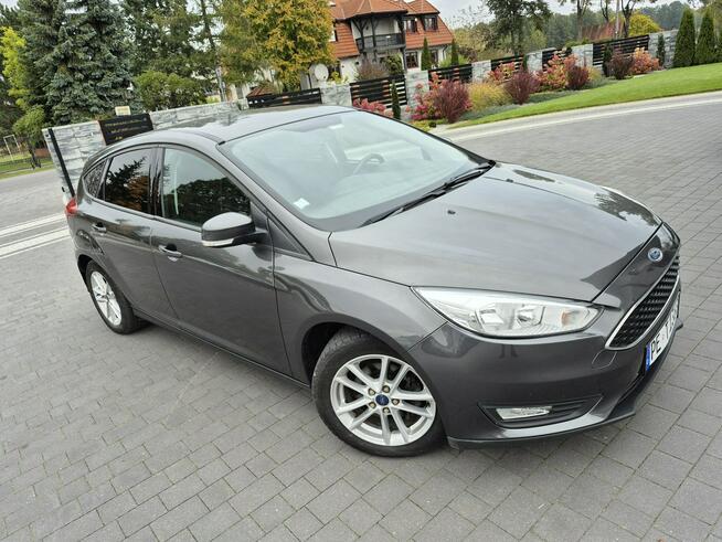 Ford Focus 1.5tdci navi bezwypadkowy alufegi pdc