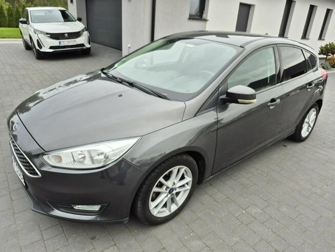 Ford Focus 1.5tdci navi bezwypadkowy alufegi pdc
