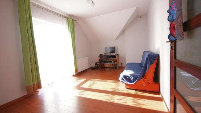 Dom 138 m2 z garażem, Piotrowice