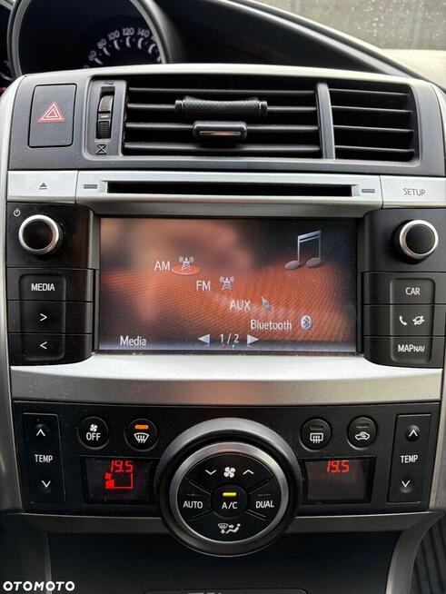 Toyota Verso na sprzedaż