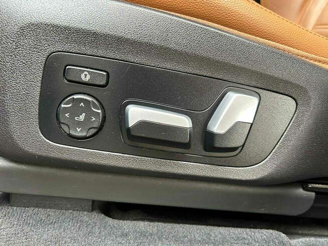 PIĘKNE BMW X 3 z roku 2021 benzyna !!!!