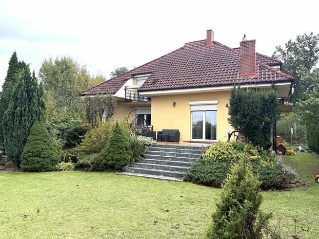 Atrakcyjny dom w świetnej lokalizacji w Koninie!