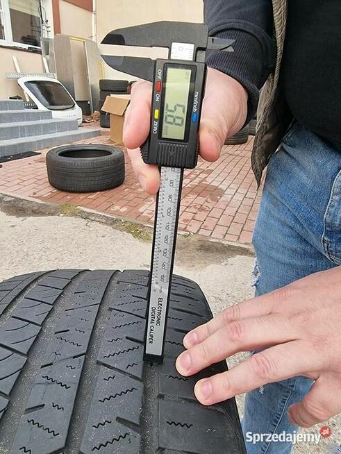 Opona zimowa Continental ContiCrossContact Winter 275/45R21