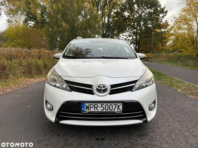 Toyota Verso na sprzedaż