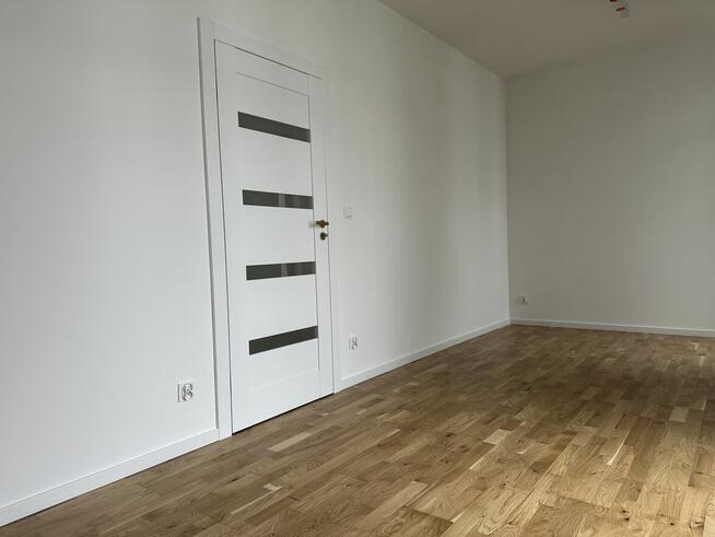 Nowy, luksusowy i ekskluzywnie wykończony apartament o pow.: