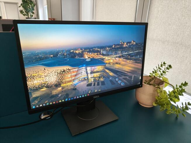 Monitor LED IPS Dell P2317H 23 1920x1080 FullHD HDMI DVI DP