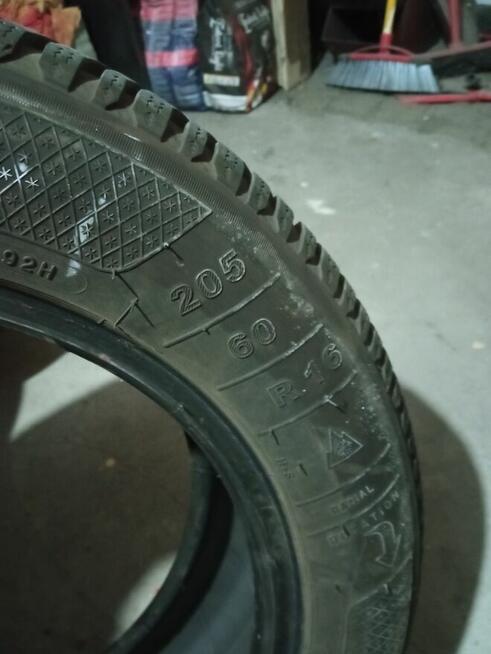 sprzedam opony zimowe stan idealny