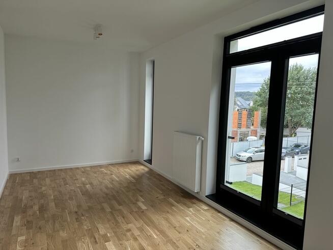 Nowy, luksusowy i ekskluzywnie wykończony apartament o pow.: