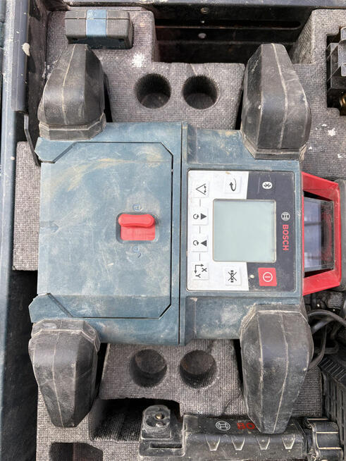 Syndyk sprzeda z wolnej ręki laser rotacyjny Professional GR