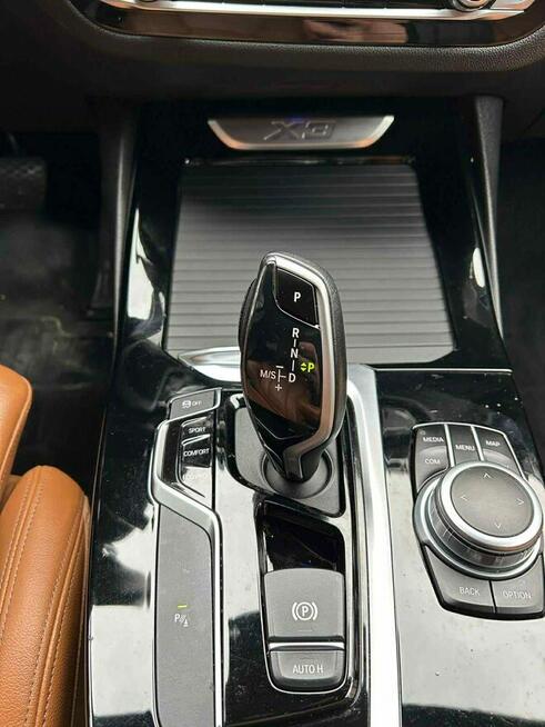 PIĘKNE BMW X 3 z roku 2021 benzyna !!!!
