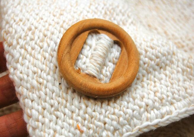 Poncho, ponczo damskie kremowobiałe, Portugalia wełna melanż