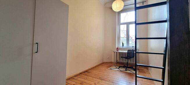 Dwa pokoje w mieszkaniu 5 pokojowym, Łazarz | Park Wilsona|