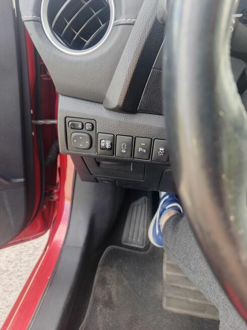 Toyota Auris kombi Rok2014