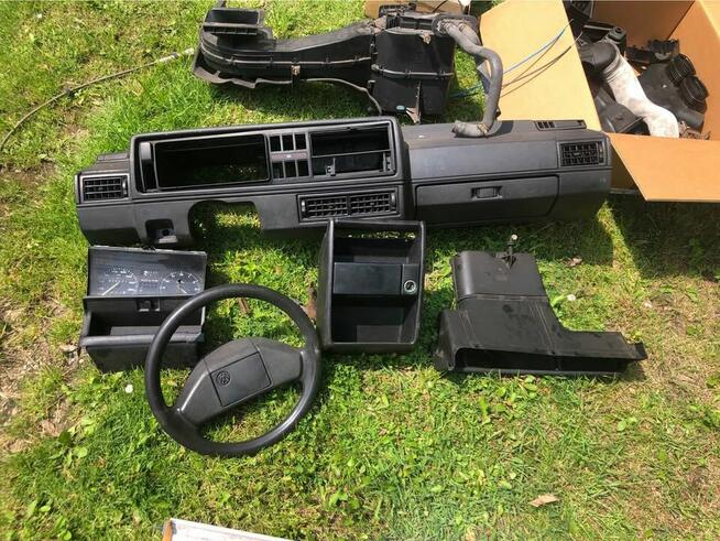 Listwa klapy tylnej VW Golf II 2 - 84-91r. i inne części