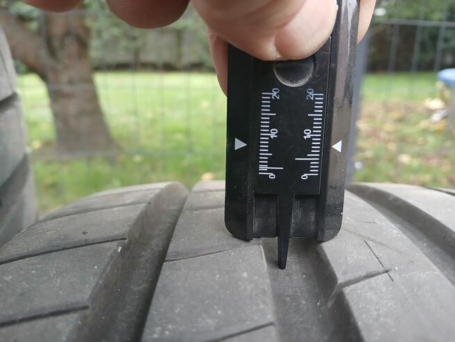 Goodyear 245/40/19 przebieg 2tyś. km okazja !
