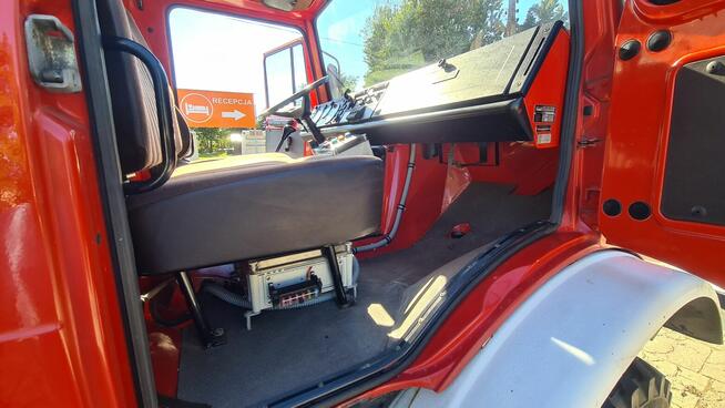 Mercedes-Benz Unimog 1300L 4×4