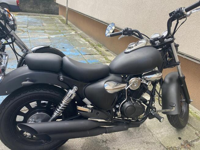 Motocykl Keeway Superlight 125