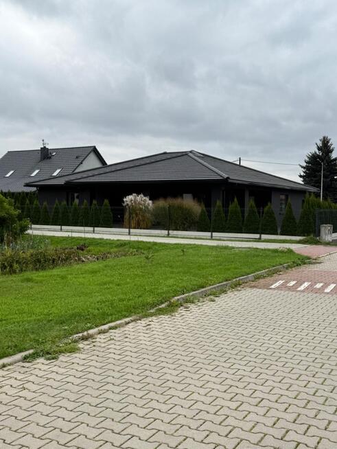Nowoczesny dom w wysokim standardzie blisko natury