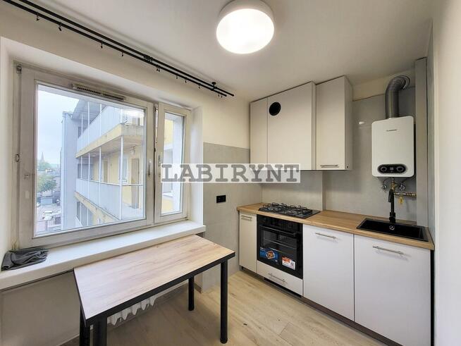 Kopernika, M-3, 45m2, świeżo po remoncie, balkon