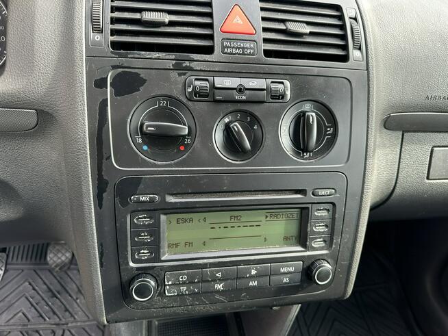 Volkswagen Touran 1,9 TDI, CLIMAtic , podgrzewane fotele, 5 miejsc, tempomat ,isofix
