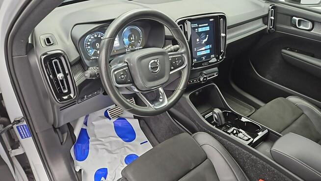 Volvo XC 40 T5 Plug-In Hybrid R-Design ! Z Polskiego Salonu ! Faktura Vat !