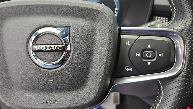 Volvo XC 40 T5 Plug-In Hybrid R-Design ! Z Polskiego Salonu ! Faktura Vat !