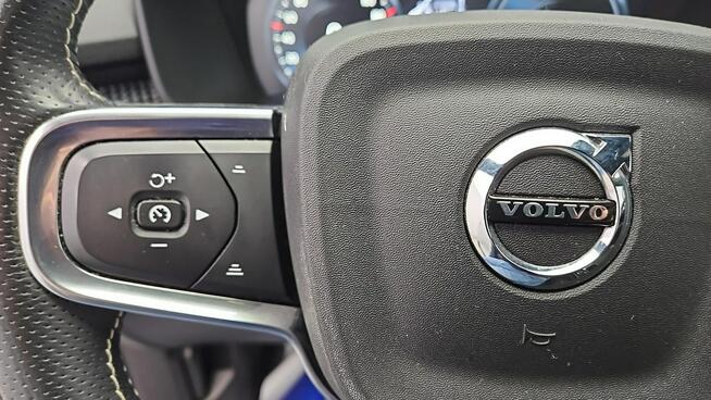 Volvo XC 40 T5 Plug-In Hybrid R-Design ! Z Polskiego Salonu ! Faktura Vat !