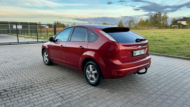 Ford Focus 1.6 benzyna, 5 drzwi, stan wzorowy, zobacz FILMY!