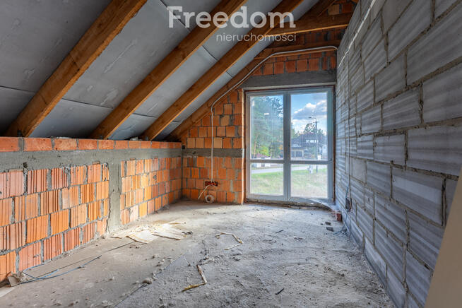 Bliźniak pod Warszawą – komfort i spokój