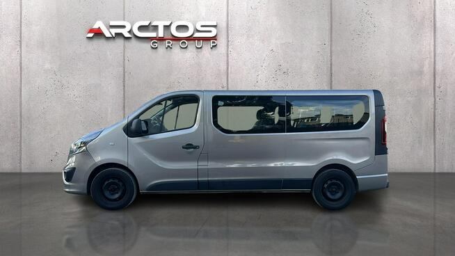 Opel Vivaro 9 os. netto 44.700zł LONG bez Adblue