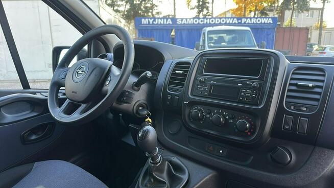 Opel Vivaro 9 os. netto 44.700zł LONG bez Adblue