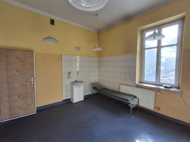 Lokal z wod/kan, Zakopiańska 75m2, Pierwsze piętro