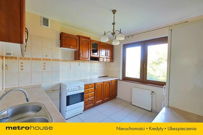 3 Pokojowe Mieszkanie z Balkonem i Garażem